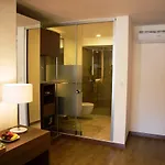 Tn&co Exclusive Cip And Primeclass (adults Only) 穆拉