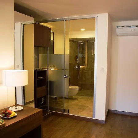 Tn&co Exclusive Cip And Primeclass (adults Only) Мугла