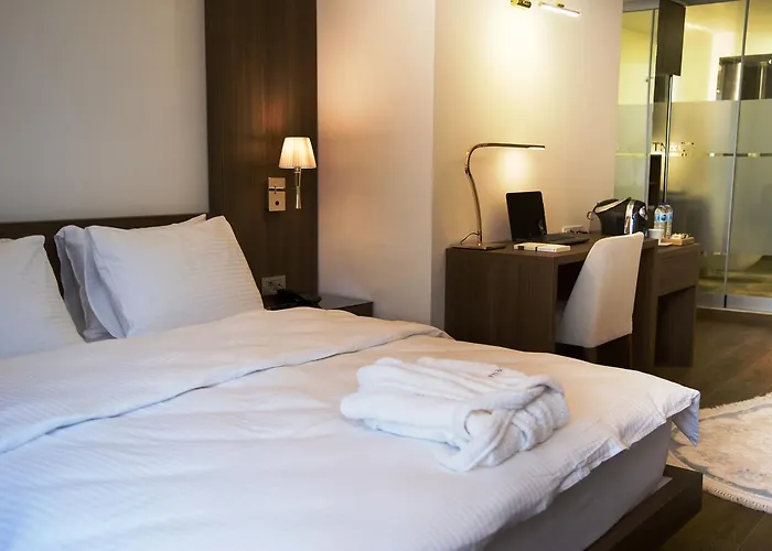 Tn&co Exclusive Cip And Primeclass (adults Only) Hotel