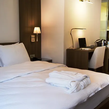 Tn&co Exclusive Cip And Primeclass (adults Only) Hotel